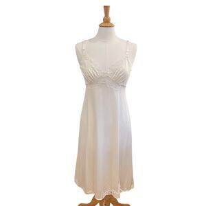 Vintage Shadowline White Slip Dress, Lace Detail, Minimalist, Coquette, 36 Tall